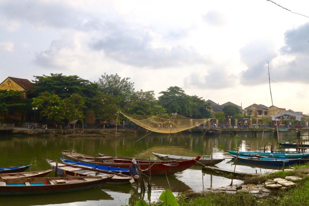 Long Life Riverside Hotel Hoi An Exterior photo